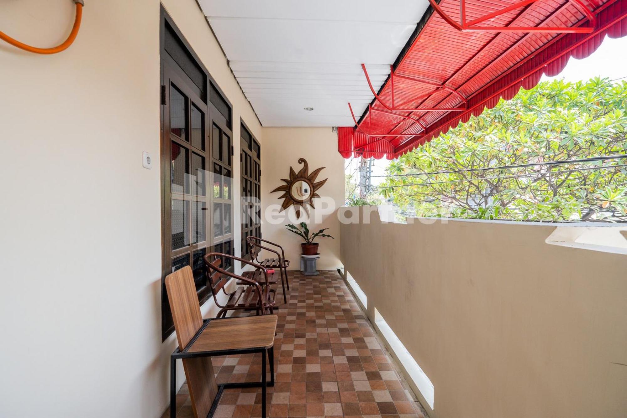 Swun Stay Inn At Sawahan Mitra Reddoorz Malang Exterior foto